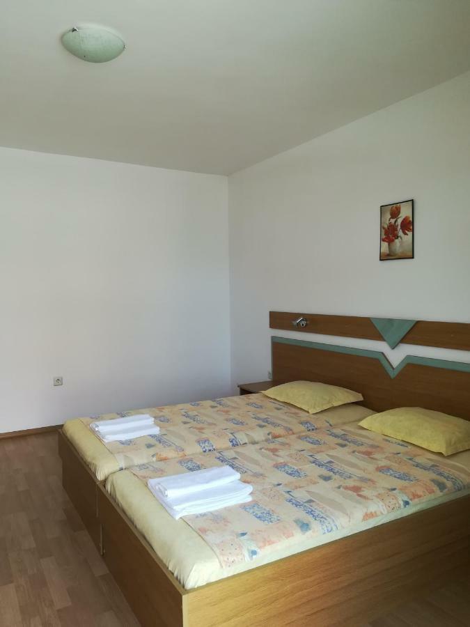 Hotel Diva Ravda Kültér fotó